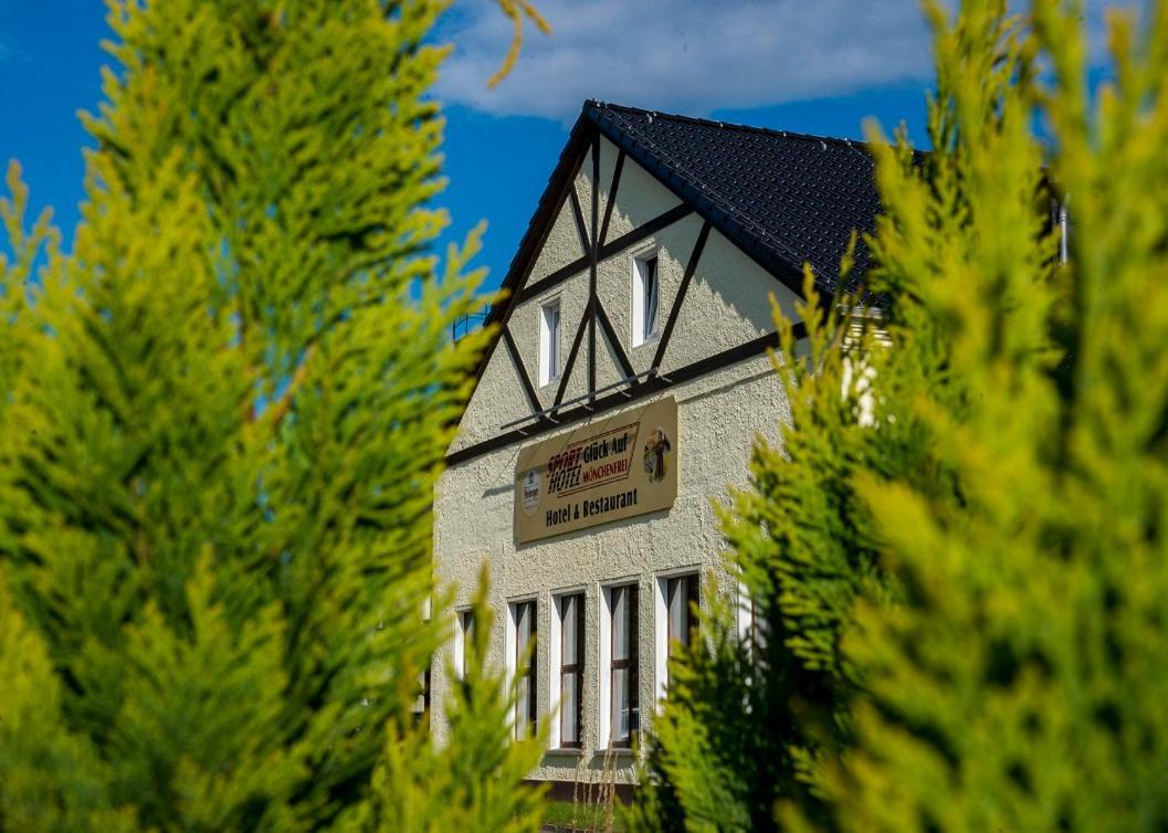 Sporthotel Glueck Auf Moenchenfrei Brand-Erbisdorf Exterior photo